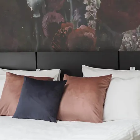 Carvala Boutique Апарт-готель 4*