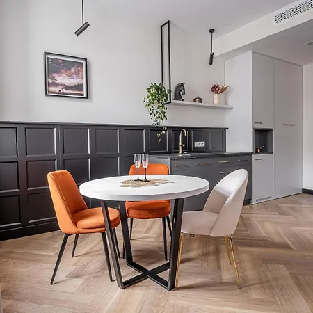 Ξενοδοχείο με διαμερίσματα Carvala Boutique 4*