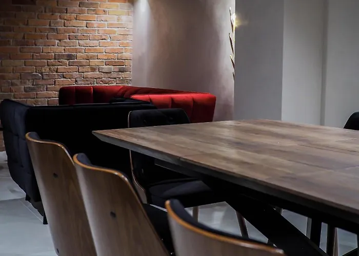 Carvala Boutique Çestohova